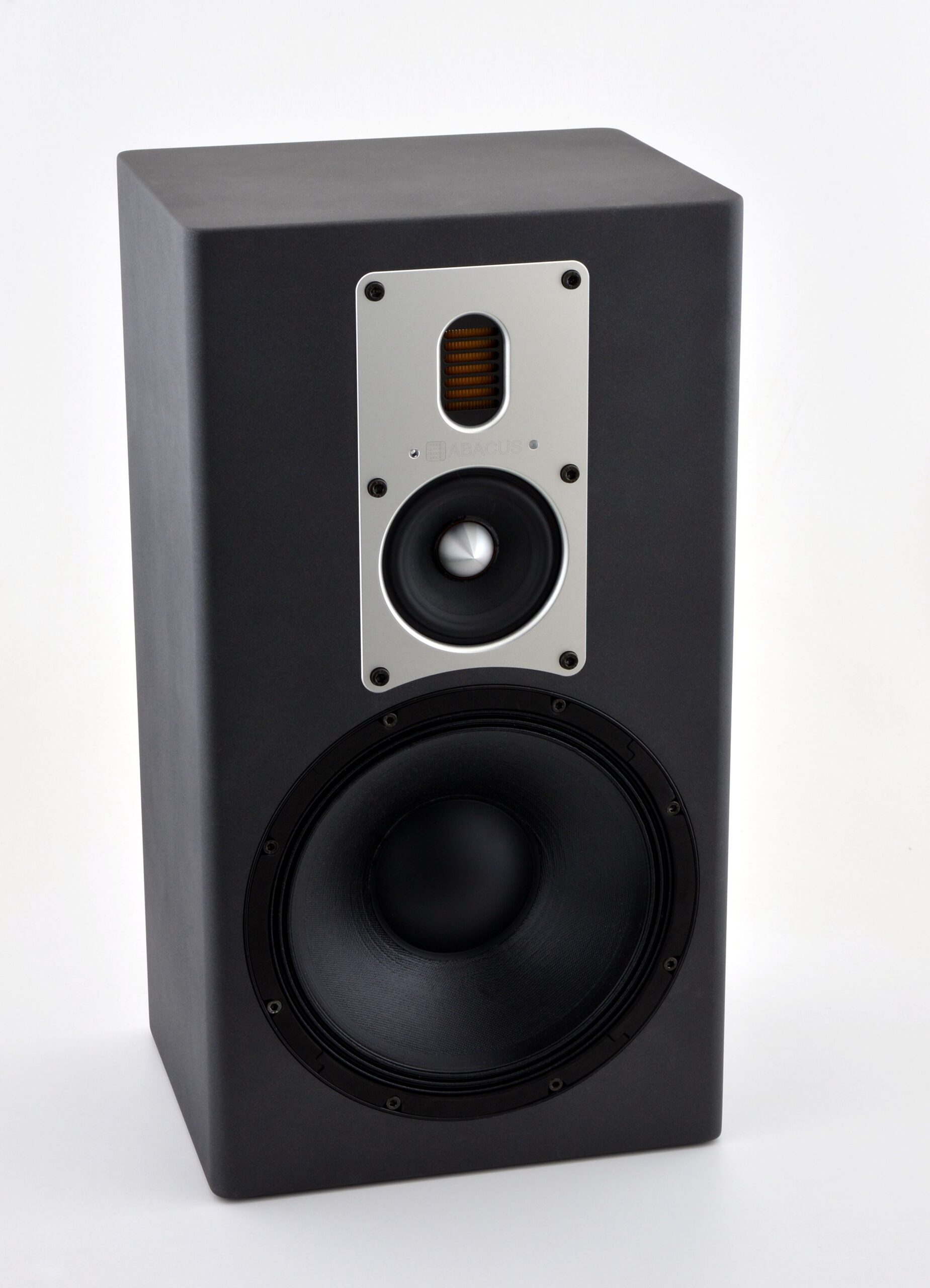 virage_3_standard_final_charcoal-silver-black_02hr Virage 3 Standard – Bild 1